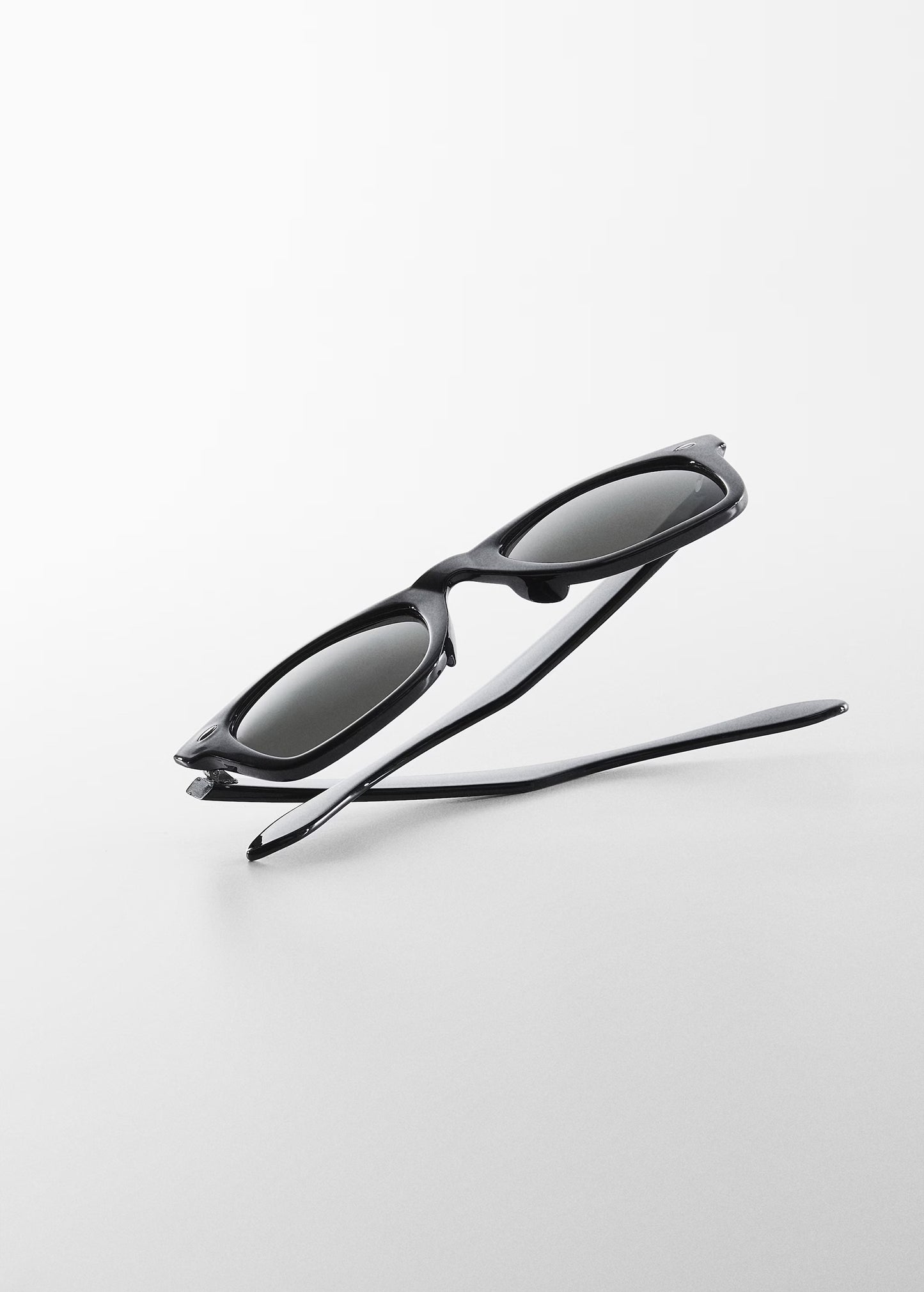 Chelsea Wayfarers UV Protected Sunglasses